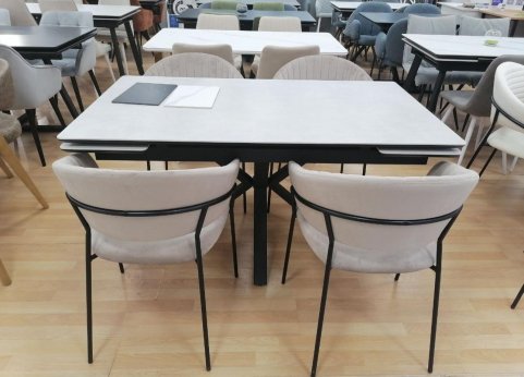 Фото из шоурума 19