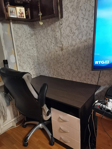 Стол письменный Бриз МДФ волна лайм / ясень светлый фото покупателя 234