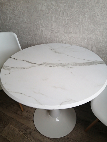 Стол Тулип 90х73 дуб вотан / белый  - Уцененный экземпляр фото покупателя 133