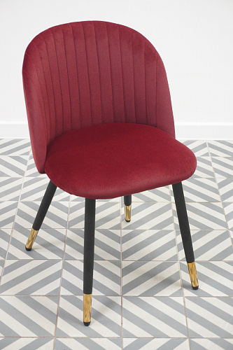 Стул на металлокаркасе Gabi 1 light purple / black из шоурума 2