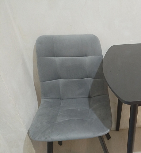 Стул на металлокаркасе Чилли К светло-серый велюр / черный каркас фото покупателя 318