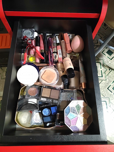 Тумба Ханна черная / красная - Уцененный экземпляр фото покупателя 128