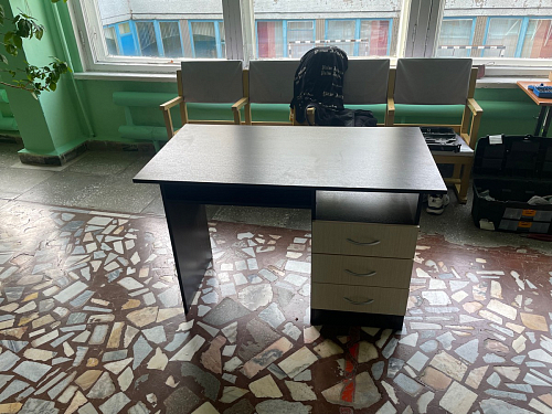 Стол письменный Бриз МДФ волна лайм / ясень светлый фото покупателя 180