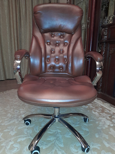 Компьютерное кресло Rich коричневое фото покупателя 12