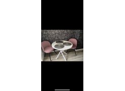 Стул на металлокаркасе Gabi 1 бежевый / черный с серебряными наконечниками фото покупателя 700