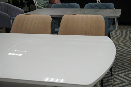 Стул на металлокаркасе Седа К латте / черный из шоурума 2