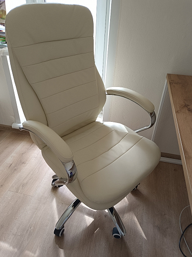 Компьютерное кресло Tomar коричневое фото покупателя 51