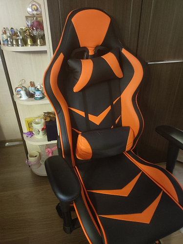 Компьютерное кресло Racer черное / оранжевое фото покупателя 67