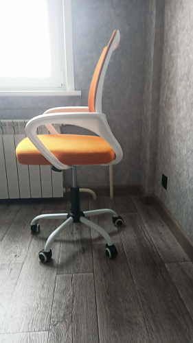 Компьютерное кресло Ergoplus белое / розовое фото покупателя 23