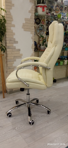 Компьютерное кресло Herd темно-бежевое фото покупателя 36