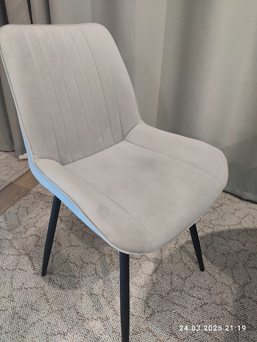 Стул на металлокаркасе Седа 360 К латте (velutto 08) / белый фото покупателя 356