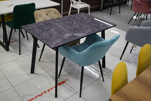 Стеклянный стол Агни 110 королевский мрамор / черный матовый из шоурума 7