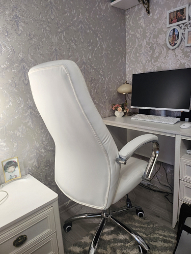 Компьютерное кресло Aragon белое фото покупателя 200