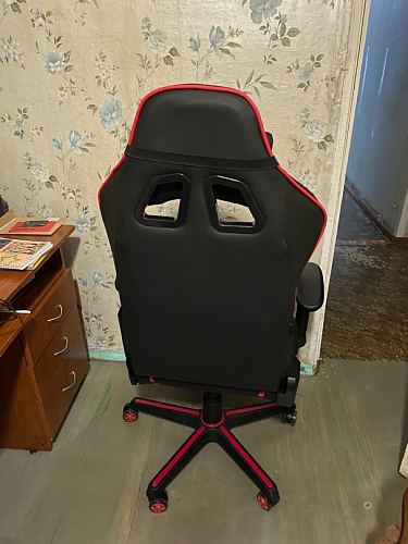 Компьютерное кресло Racer черное / красное фото покупателя 109