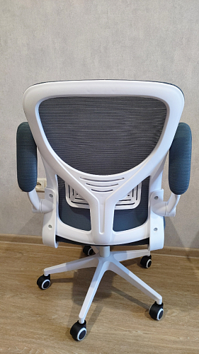 Компьютерное кресло Konfi light gray / white фото покупателя 79