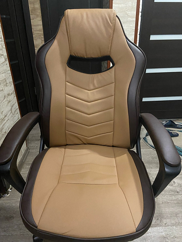 Компьютерное кресло Gamer черное / бежевое фото покупателя 4