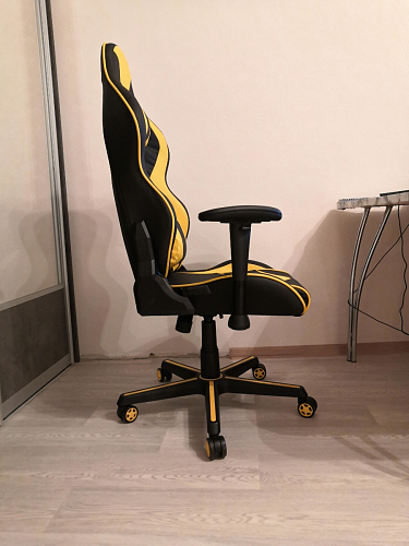 Компьютерное кресло Racer черное / красное фото покупателя 163