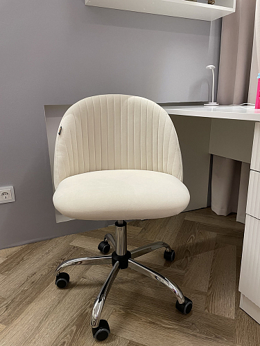 Компьютерное кресло Melody молочное фото покупателя 90