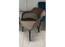 Пластиковый стул Crocs light green / black из шоурума 2