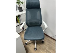 Компьютерное кресло Golem dark gray / white фото покупателя 12