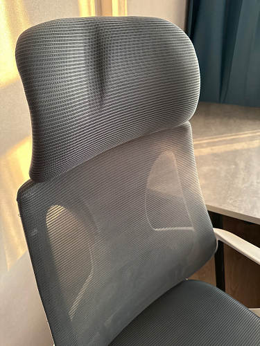 Компьютерное кресло Golem dark gray / white фото покупателя 52