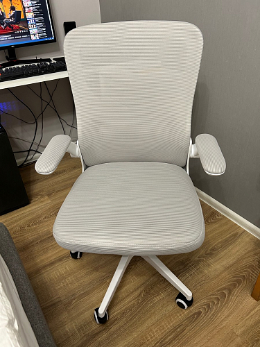 Компьютерное кресло Konfi light gray / white фото покупателя 43