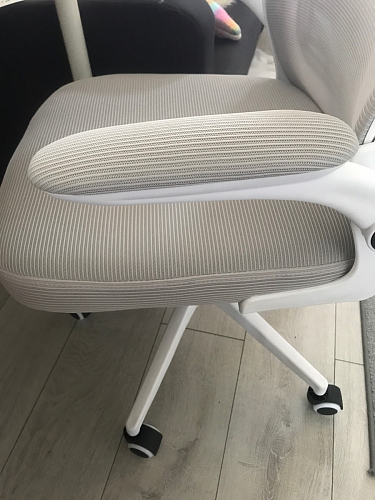 Компьютерное кресло Konfi dark gray / pink / white фото покупателя 89