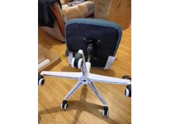 Компьютерное кресло Konfi blue / white фото покупателя 59