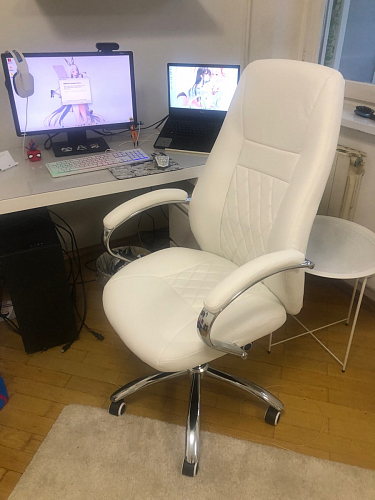 Компьютерное кресло Aragon белое фото покупателя 170