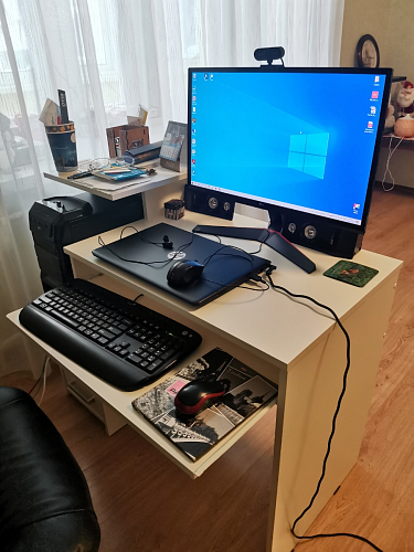 Стол компьютерный Джаз-24 правый белый фото покупателя 27