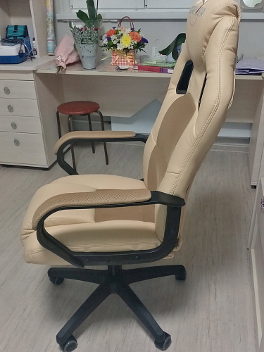 Компьютерное кресло Driver/Драйвер кожзам черный / ткань черный фото покупателя 54