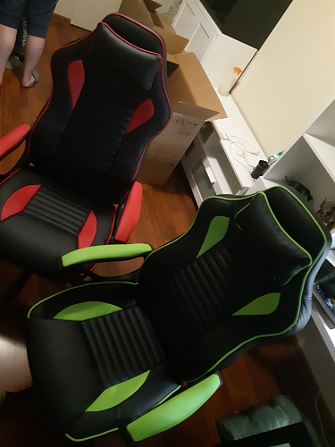 Компьютерное кресло Leon черное / зеленое фото покупателя 1