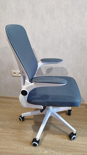 Компьютерное кресло Konfi blue / white фото покупателя 83