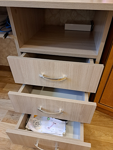 Стол письменный Бриз МДФ волна лайм / ясень светлый фото покупателя 90