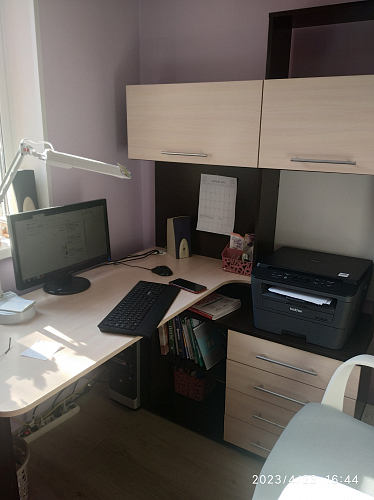 Компьютерный стол КСТ-14.1П белый правый фото покупателя 9