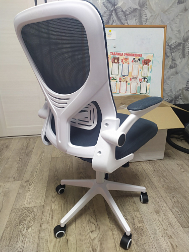 Компьютерное кресло Konfi light gray / white фото покупателя 304