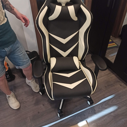 Компьютерное кресло Racer черное / голубое фото покупателя 125