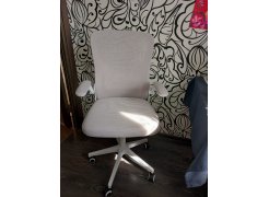 Компьютерное кресло Konfi light gray / white фото покупателя 152
