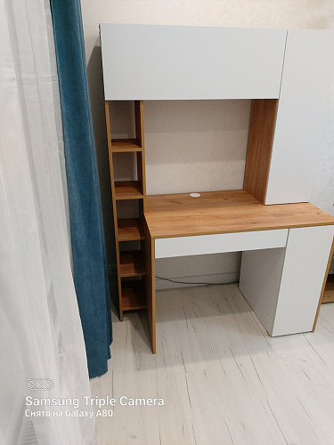 Письменный стол Комфорт 12.71 дуб золотой craft / белая аляска  - Уцененный экземпляр фото покупателя 153