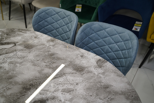 Стеклянный стол Алингсос 100(140)х100х76 белый / белая шагрень из шоурума 2