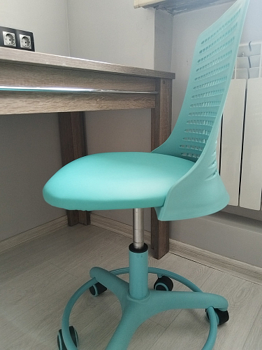 Компьютерное кресло Kiddy салатовое ткань (сетка) фото покупателя 46