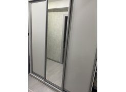 Шкаф-купе Экспресс Медиум Трио ДЗД с 1 зеркалом 240 см дуб молочный фото покупателя 1