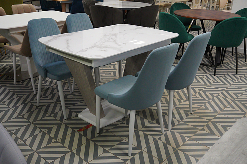 Стул на металлокаркасе Kora beige / black из шоурума 8