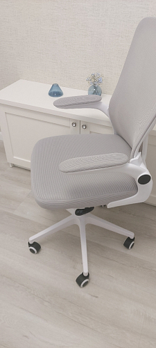 Компьютерное кресло Konfi light gray / blue / white фото покупателя 140