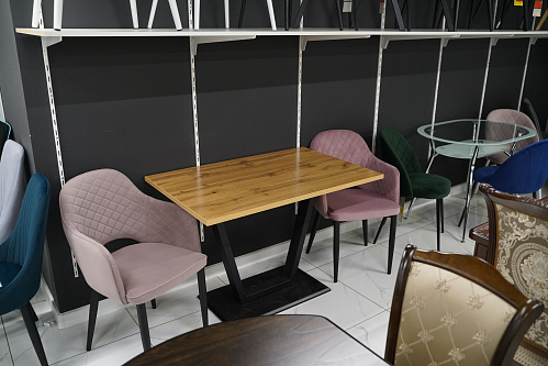 Стол на тумбе Мичиган Лофт 110х70 25 мм дуб делано темный / черный матовый из шоурума 1