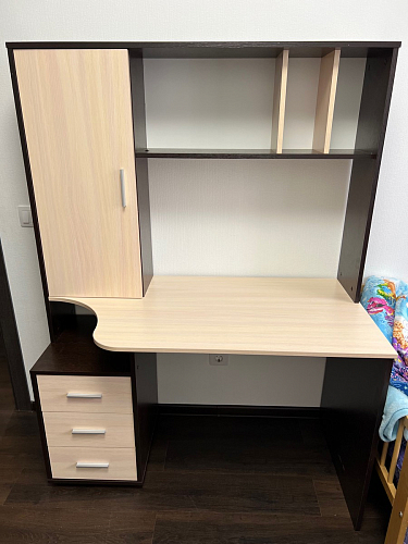 Стол компьютерный КСТ-16 бетон / белый фото покупателя 95