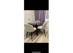 Стул на металлокаркасе Gabi 1 бежевый / черный с серебряными наконечниками фото покупателя 277