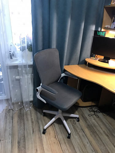 Компьютерное кресло Konfi light gray / blue / white фото покупателя 302