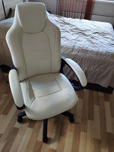 Компьютерное кресло Kadis коричневое / бежевое фото покупателя 82