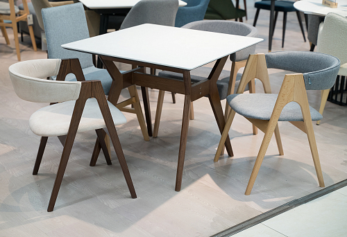 Деревянный стол Нарвик орех из шоурума 2